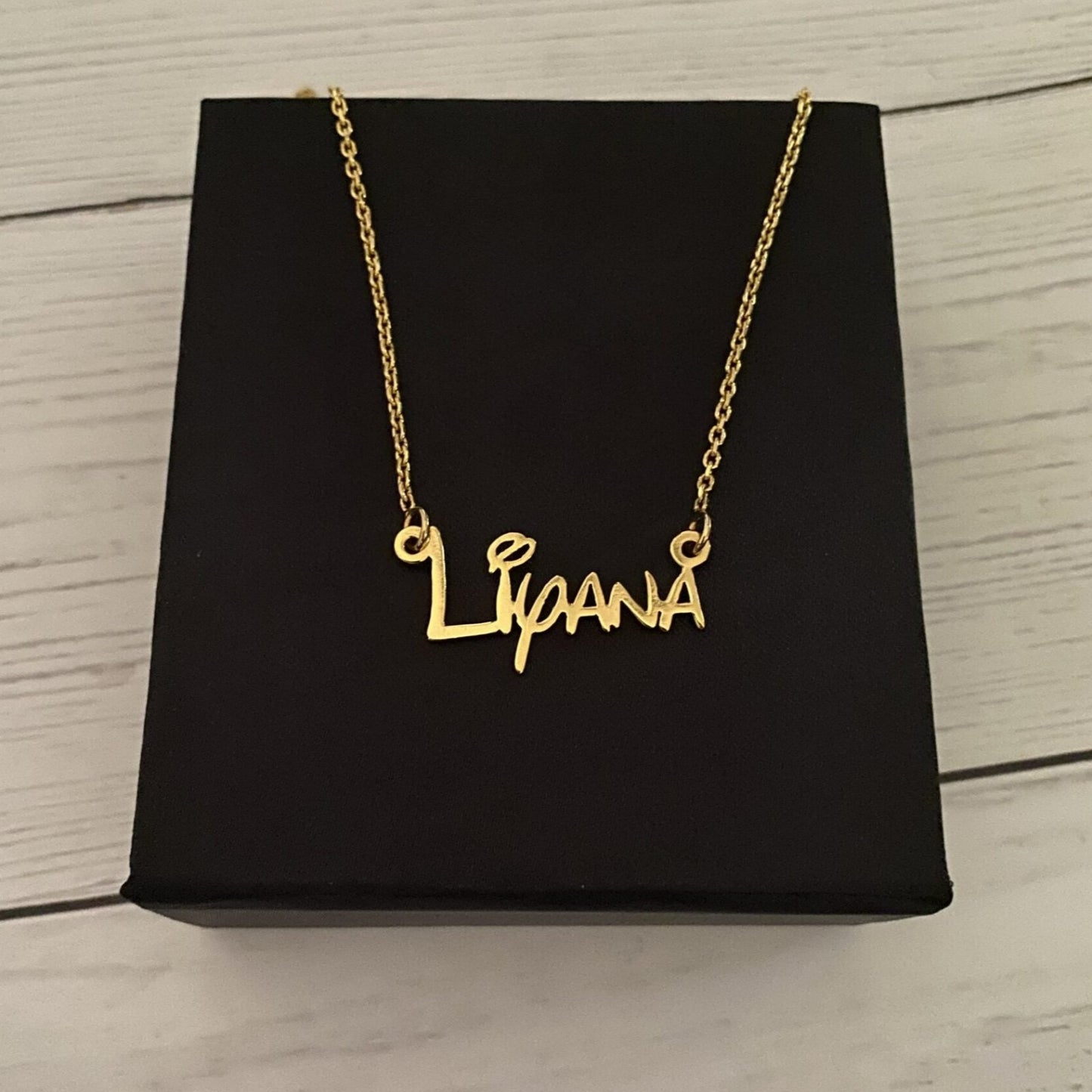 Single Name Necklace 1