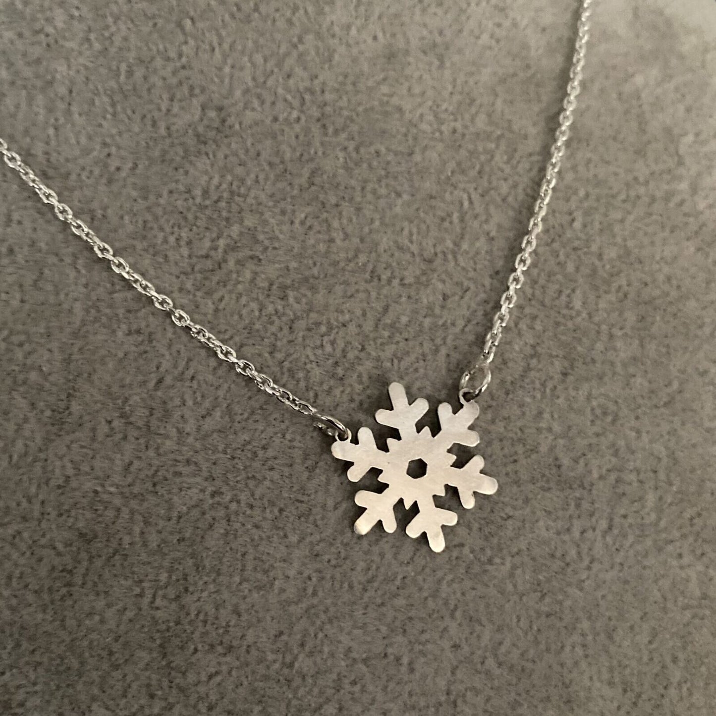 Snowflake Necklace 1