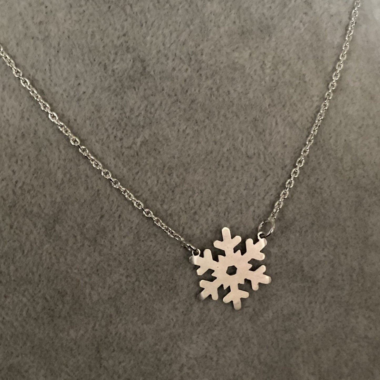 Snowflake Necklace 3